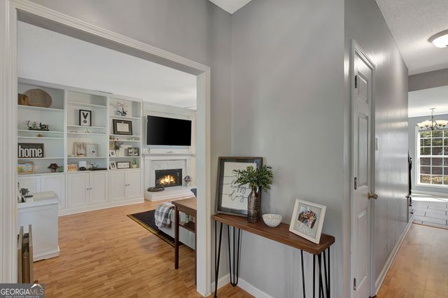 135 Valley Brook Drive, Newnan, GA 30265