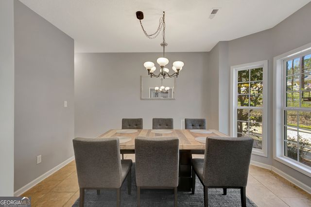 135 Valley Brook Drive, Newnan, GA 30265