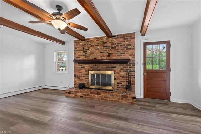 4620 Hagen DR, Virginia Beach, VA 23462