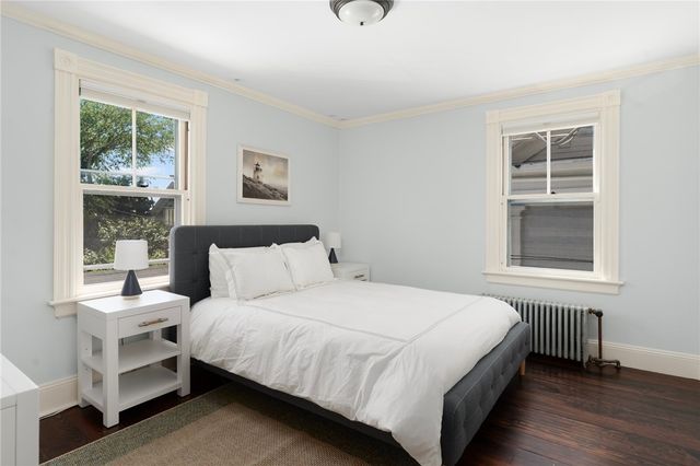 21 Division Street, Newport, RI 02840