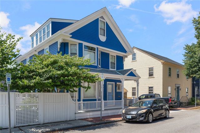 21 Division Street, Newport, RI 02840