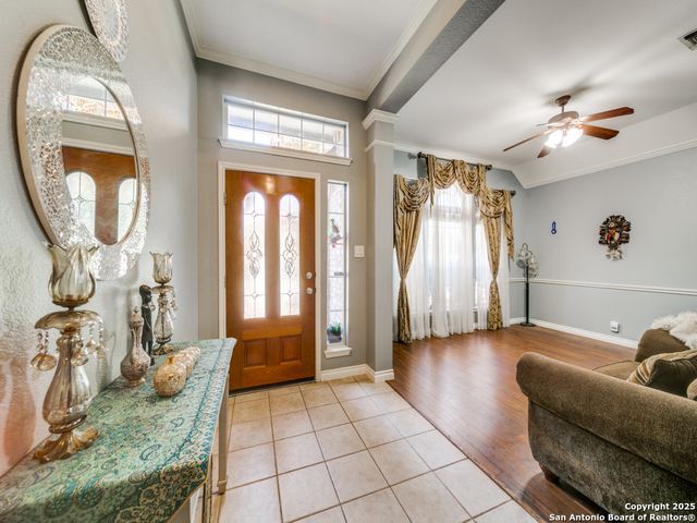5918 HART FLD, San Antonio, TX 78249