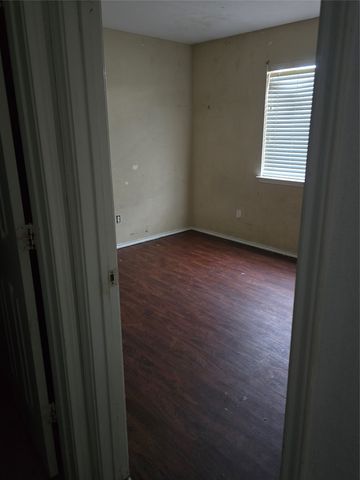 253 Pine Crest Drive, Justin, TX 76247