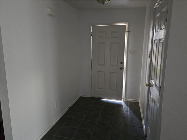 253 Pine Crest Drive, Justin, TX 76247