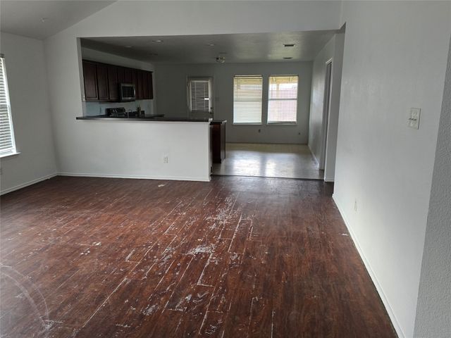 253 Pine Crest Drive, Justin, TX 76247