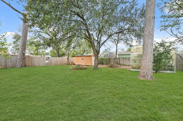 20135 Fox Grove Lane, Humble, TX 77338