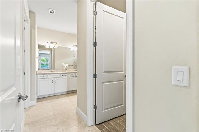 2244 Yellowfin CIR, Naples, FL 34114