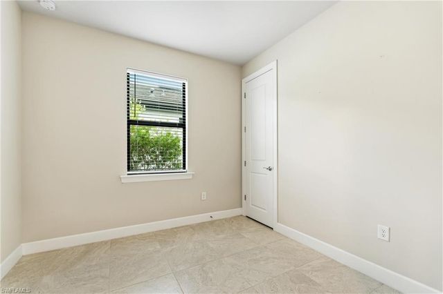 2244 Yellowfin CIR, Naples, FL 34114