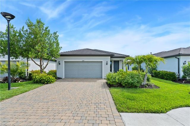 2244 Yellowfin CIR, Naples, FL 34114