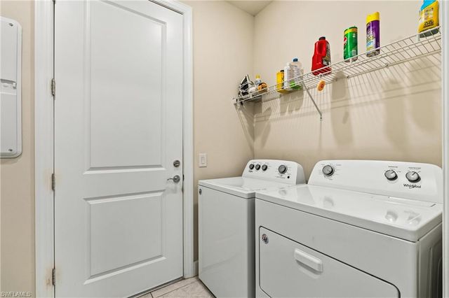 2244 Yellowfin CIR, Naples, FL 34114