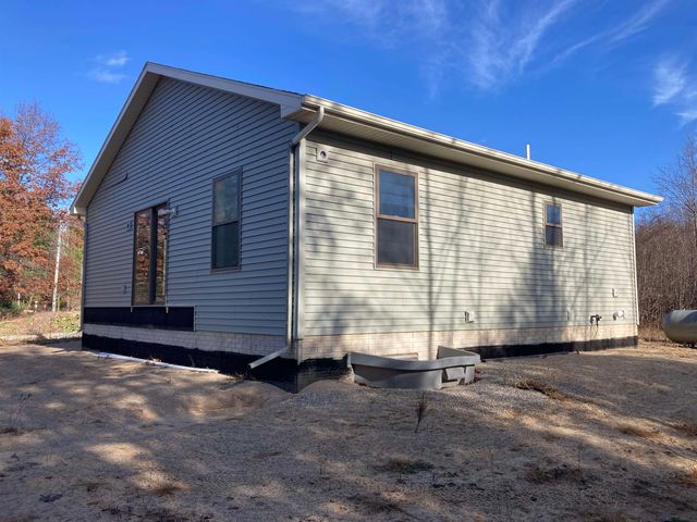 841 Grass Lake Road, Gladwin, MI 48624