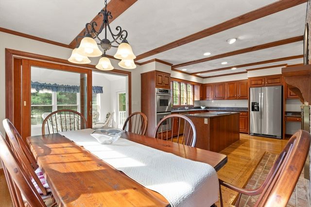 28 Thompson Dr, Sudbury, MA 01776