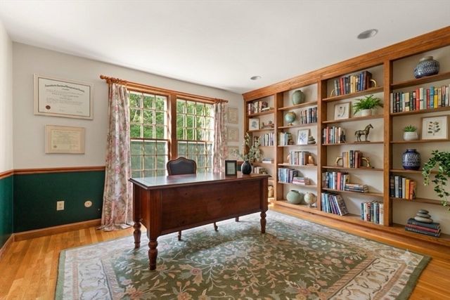 28 Thompson Dr, Sudbury, MA 01776