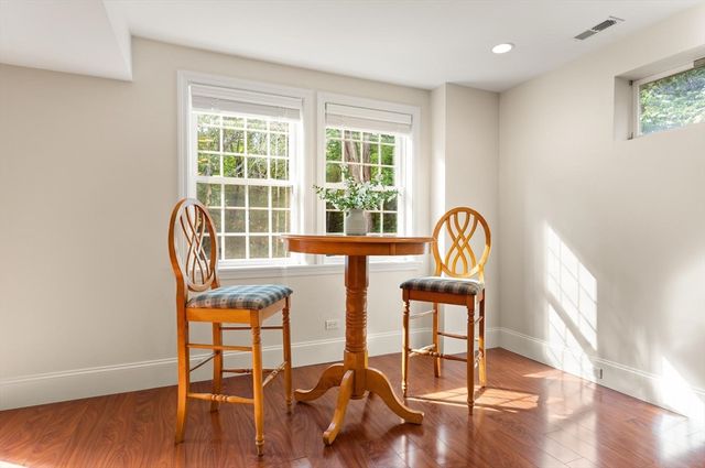 28 Thompson Dr, Sudbury, MA 01776