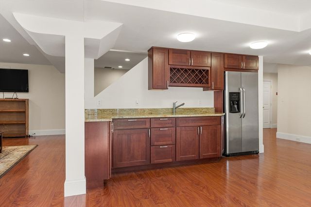 28 Thompson Dr, Sudbury, MA 01776