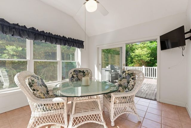 28 Thompson Dr, Sudbury, MA 01776