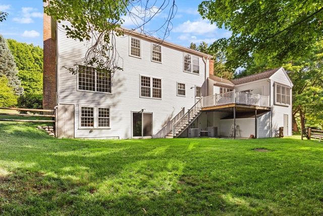 28 Thompson Dr, Sudbury, MA 01776