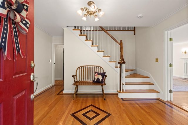28 Thompson Dr, Sudbury, MA 01776