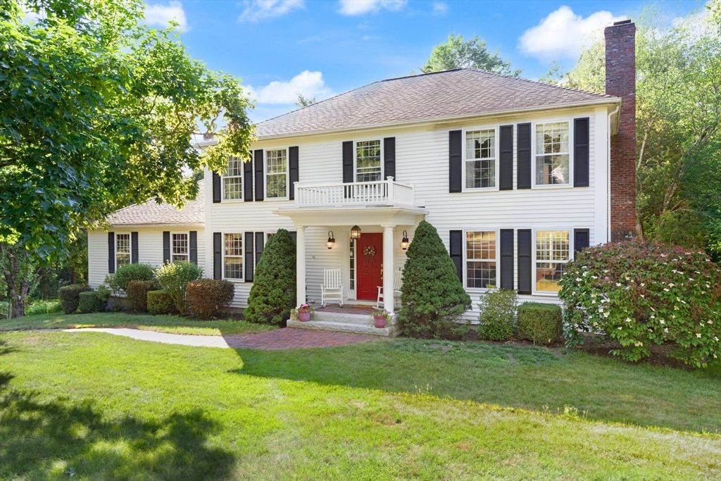 28 Thompson Dr, Sudbury, MA 01776