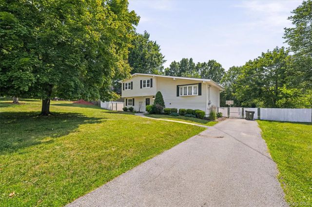 7 Elmwood Drive, Goshen, NY 10924
