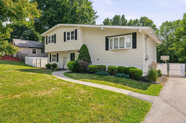 7 Elmwood Drive, Goshen, NY 10924