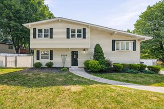 7 Elmwood Drive, Goshen, NY 10924