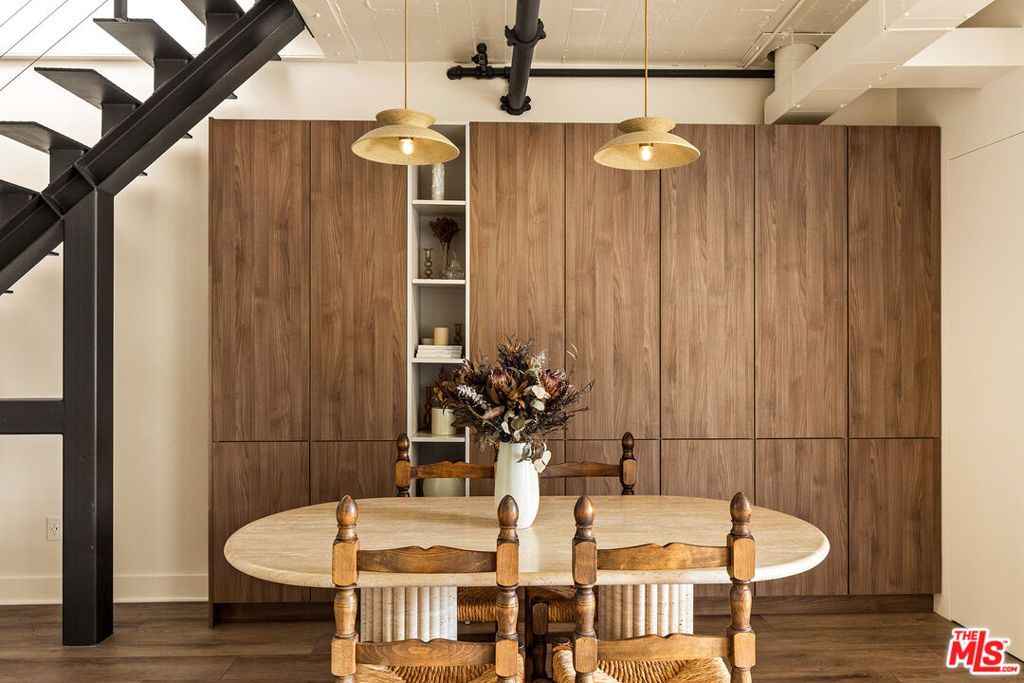 Image 16 of property listing at 812 Fremont Avenue 302, South Pasadena, CA 91030
