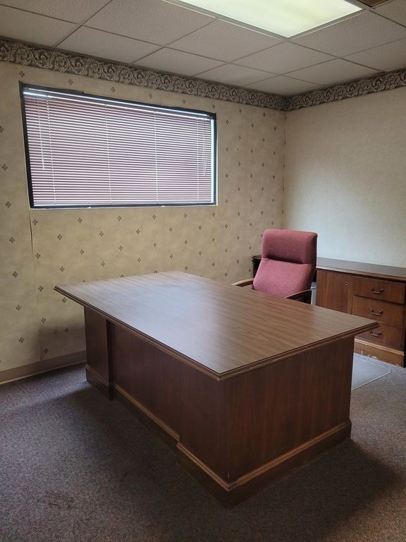 Image 35 of property listing at 3307 Broadway Street, Mt Vernon, IL 62864