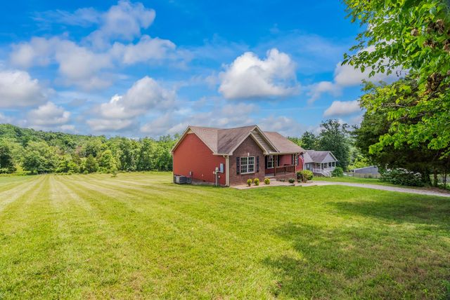 574 Keytown Rd, Portland, TN 37148