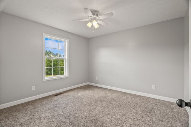 574 Keytown Rd, Portland, TN 37148