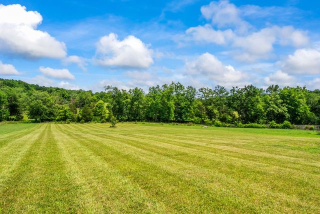 574 Keytown Rd, Portland, TN 37148