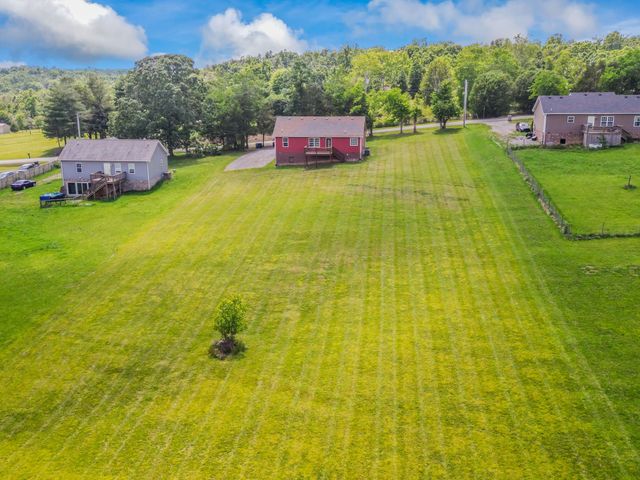 574 Keytown Rd, Portland, TN 37148