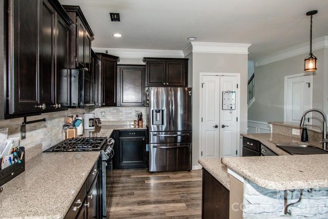 2416 Chinkapin Court, Gastonia, NC 28054