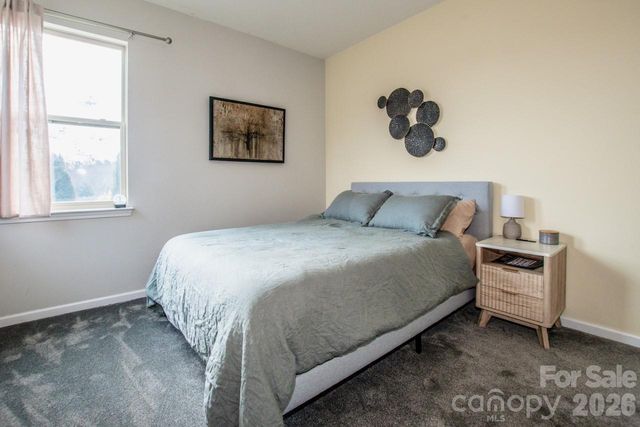 2416 Chinkapin Court, Gastonia, NC 28054