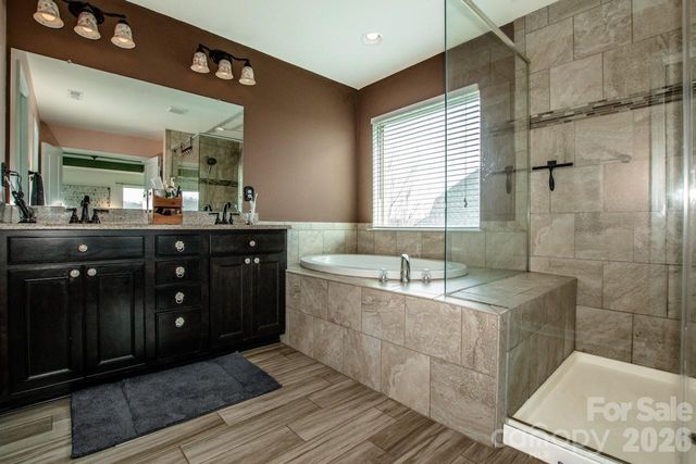 2416 Chinkapin Court, Gastonia, NC 28054