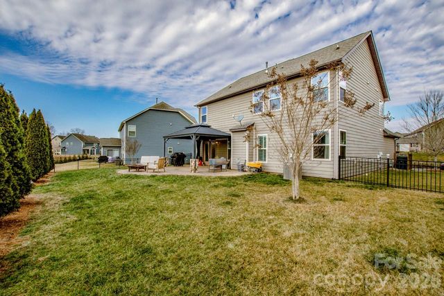 2416 Chinkapin Court, Gastonia, NC 28054