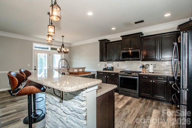 2416 Chinkapin Court, Gastonia, NC 28054