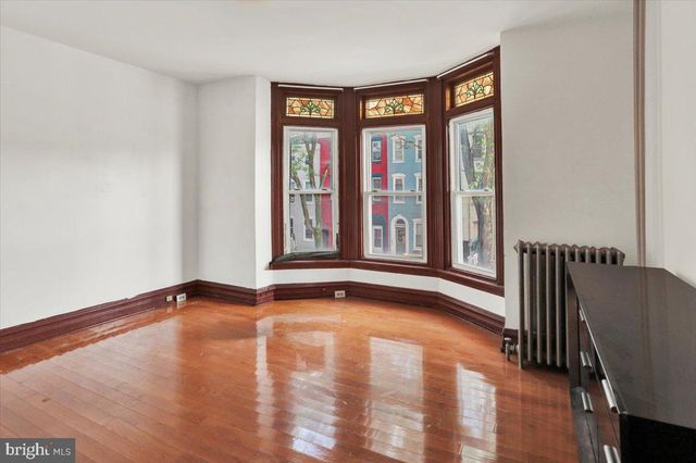 425 CHESTNUT ST, Reading, PA 19602