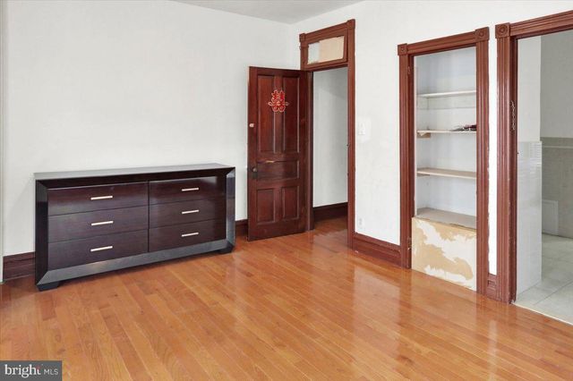 425 CHESTNUT ST, Reading, PA 19602