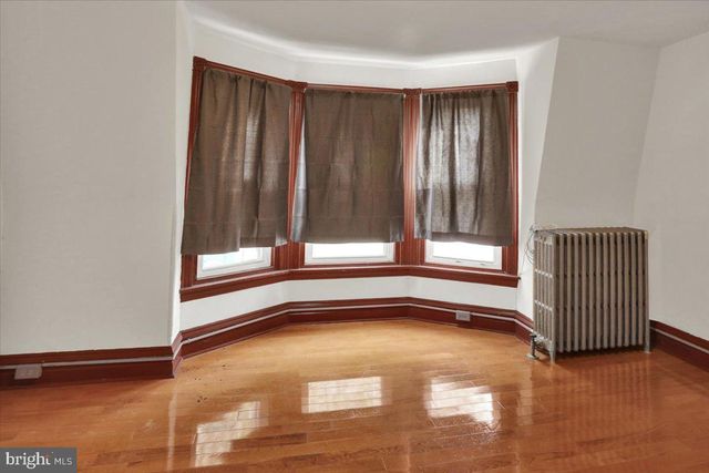 425 CHESTNUT ST, Reading, PA 19602