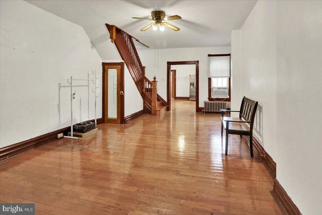 425 CHESTNUT ST, Reading, PA 19602