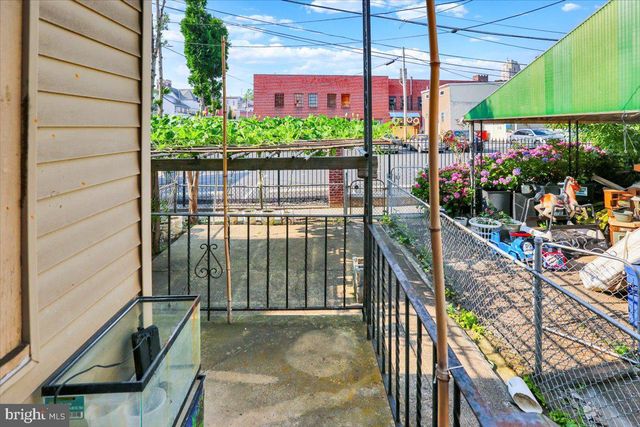 425 CHESTNUT ST, Reading, PA 19602