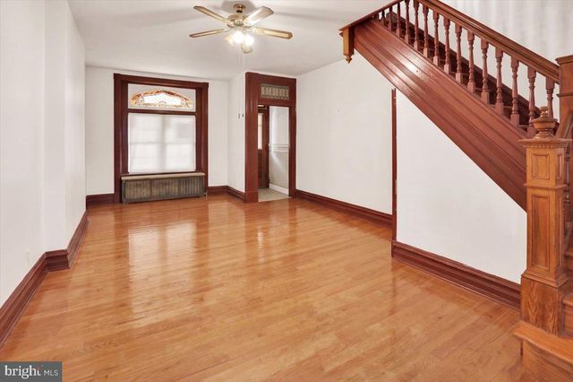 425 CHESTNUT ST, Reading, PA 19602