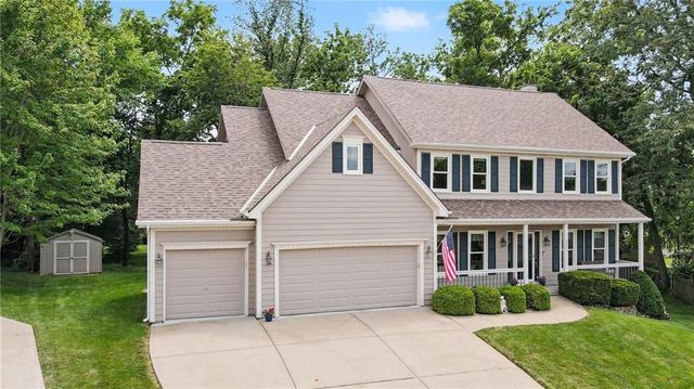 7805 N Rhode Avenue, Kansas City, MO 64152
