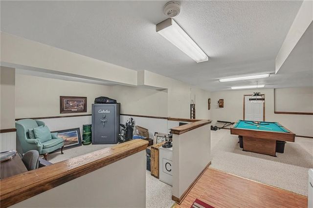 7805 N Rhode Avenue, Kansas City, MO 64152