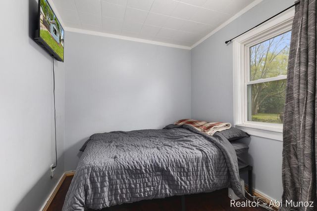2852 Longstreet Avenue Sw, City Of Wyoming, MI 49509
