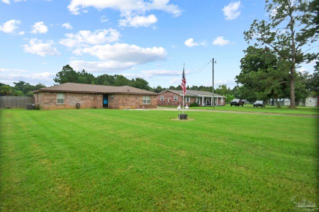 5976 N Blue Angel Pkwy, Pensacola, FL 32526