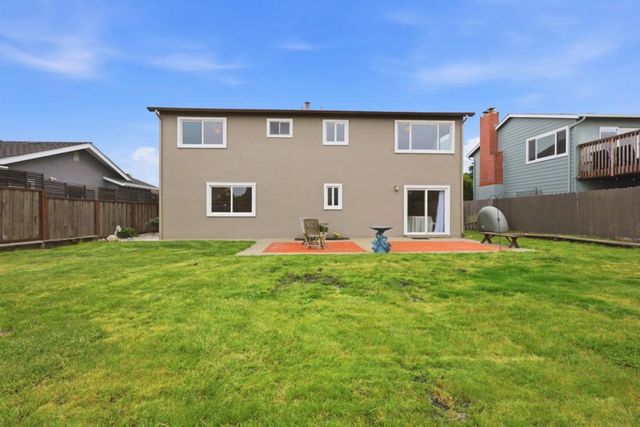 407 Saint Joseph Avenue, Half Moon Bay, CA 94019