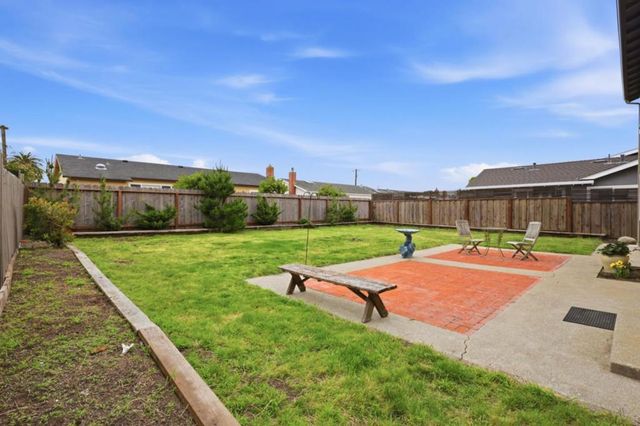 407 Saint Joseph Avenue, Half Moon Bay, CA 94019