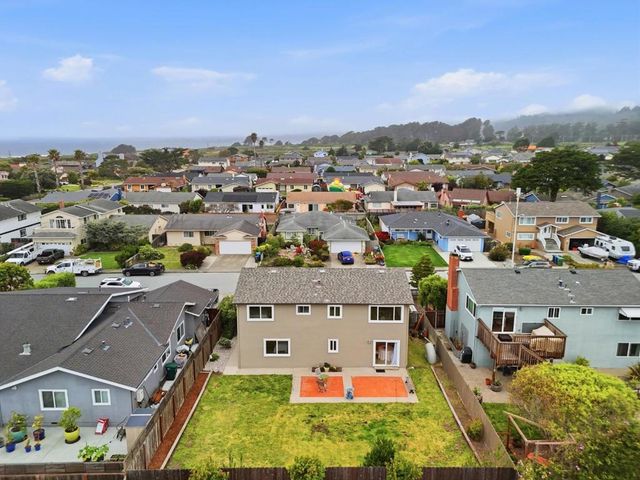 407 Saint Joseph Avenue, Half Moon Bay, CA 94019